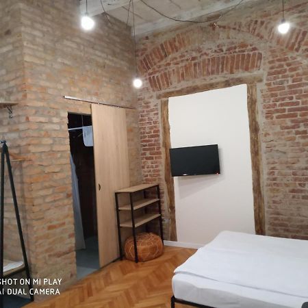 Gogol 14 Апартаменти В Історичному Центрі Міста Užhorod Exteriér fotografie